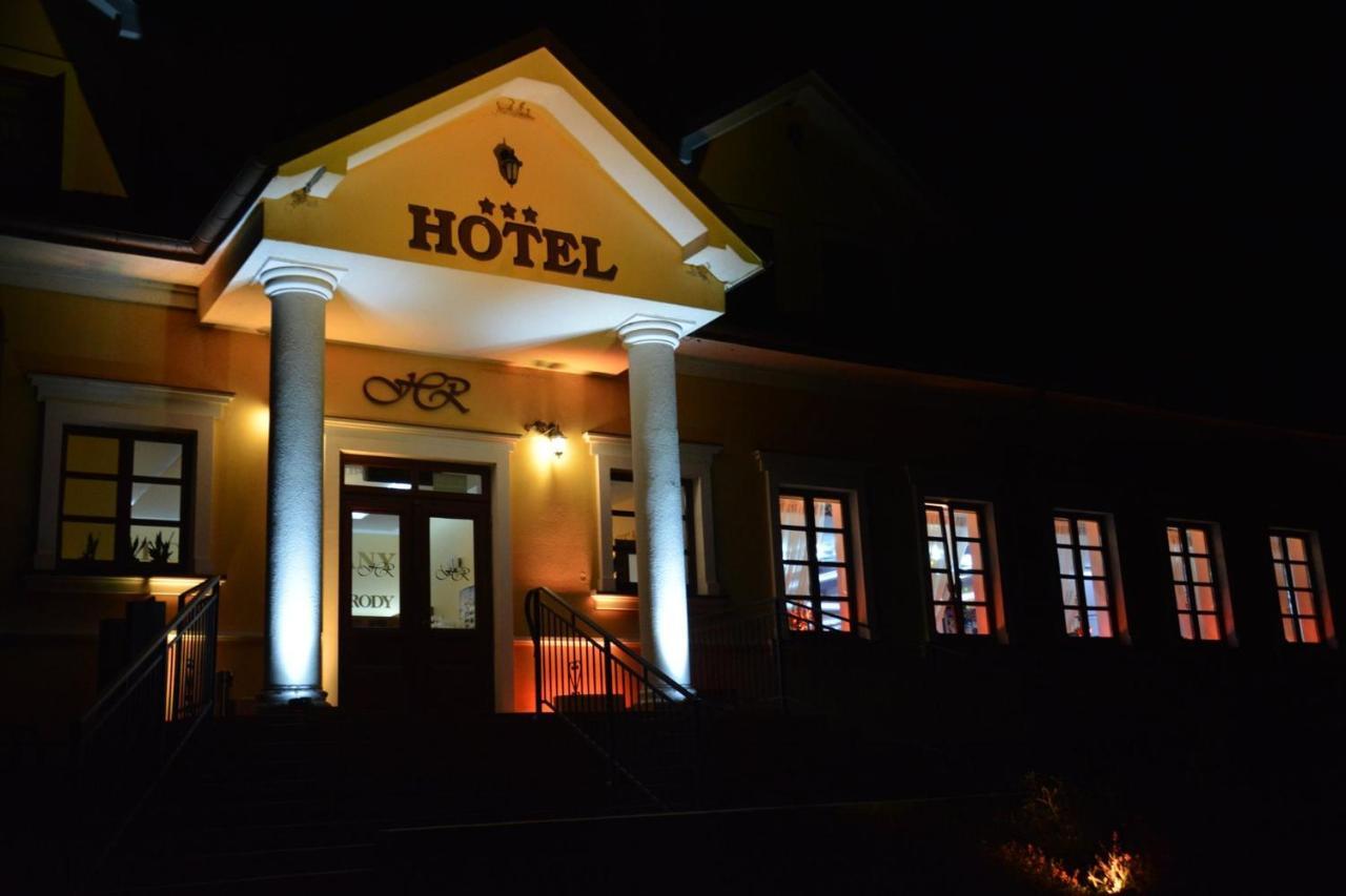 Hotel Rytwiany Extérieur photo