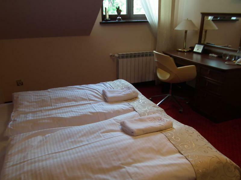 Hotel Rytwiany Extérieur photo