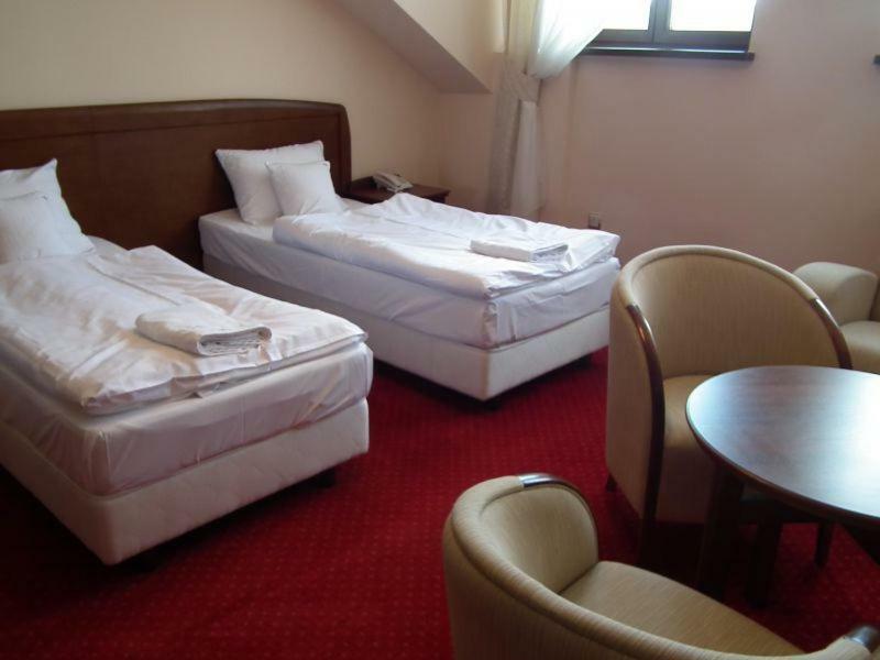 Hotel Rytwiany Extérieur photo
