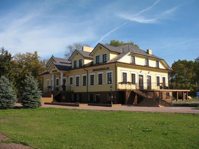 Hotel Rytwiany Extérieur photo